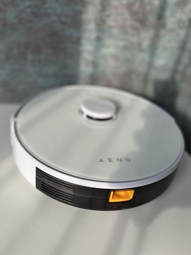 Робот-пылесос AENO RC2S