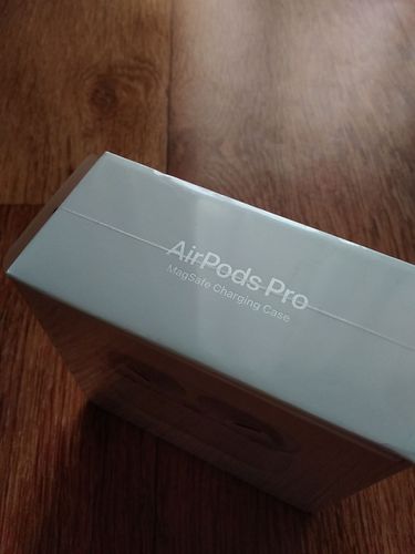Apple AirPods Pro Новые