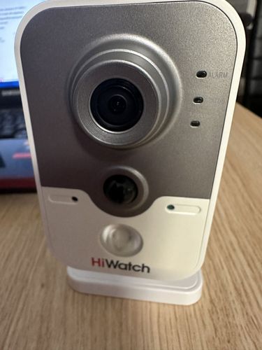 Камера HIwatch Wi-Fi 
