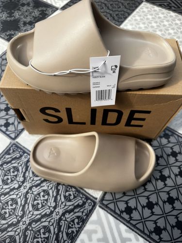 Adidas Yeezy slide