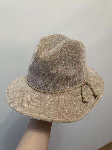 Шляпа женская головной убор 
