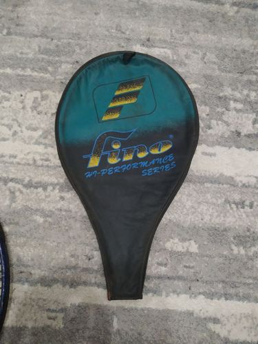 Большая ракетка для тенниса 
