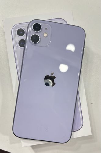 iPhone 11 64 GB purple 
