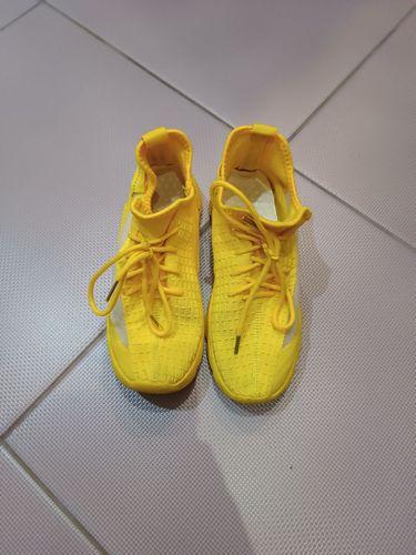 Кроссовки желтые размер 36