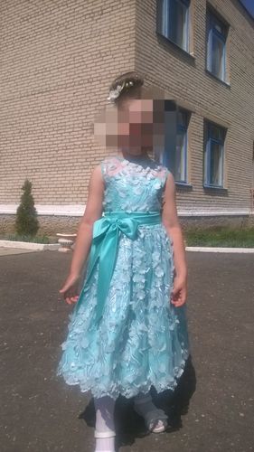 Платье нарядное 