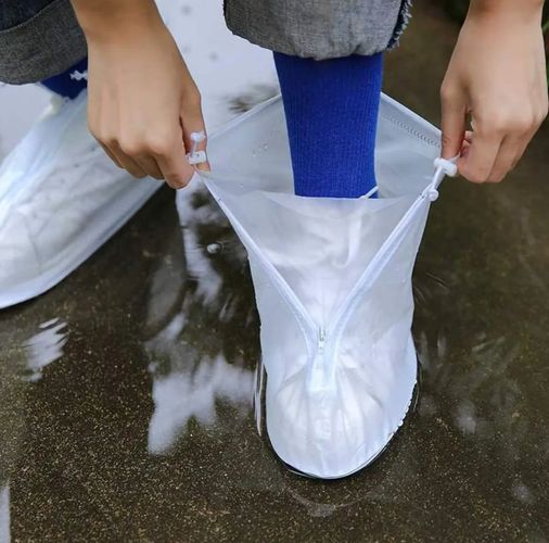 Защитные чехлы (дождевики, пончи) для обуви от дождя и грязи с подошвой цветные, Белые р-р 41-42 (XL