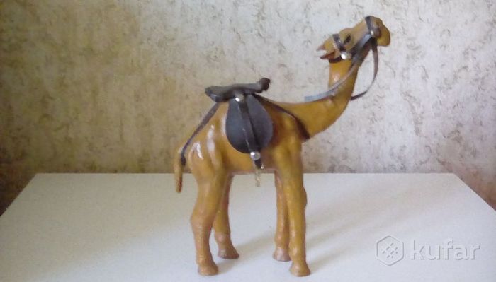 Статуэтка верблюд, винтаж, натуральная кожа, ОАЭ