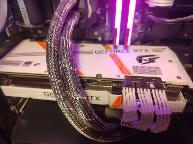 Colorful iGame GeForce RTX 3080 Ultra W OC 10G LHR