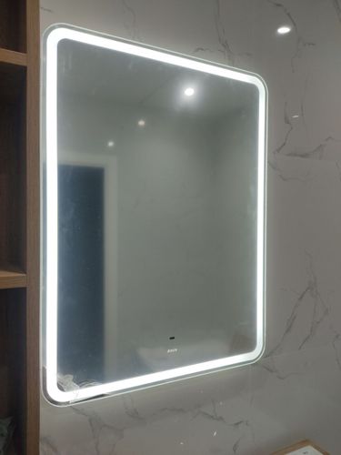 Зеркало настенное с подсветкой