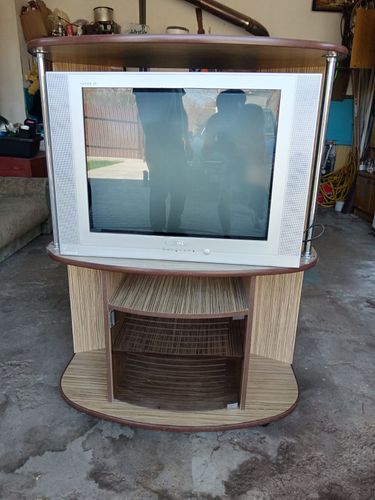 Телевизор тумбочка