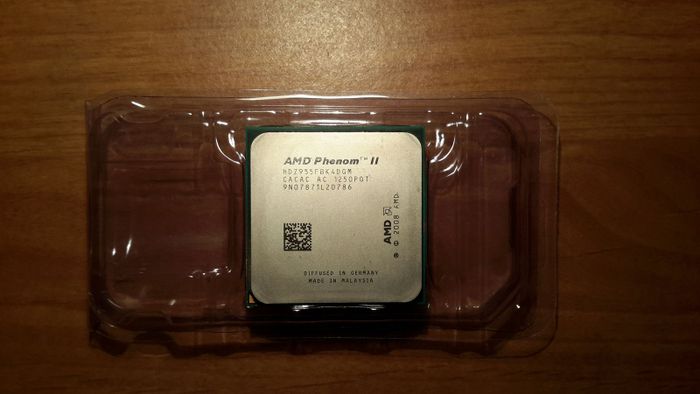 Процессор AMD Phenom X4 945, X4 9550 (AM2/AM3)