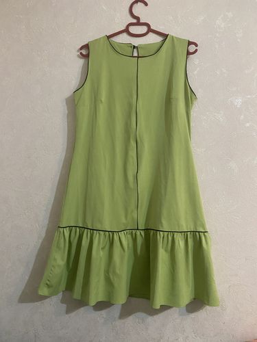 Светло-зеленое платье 48-50