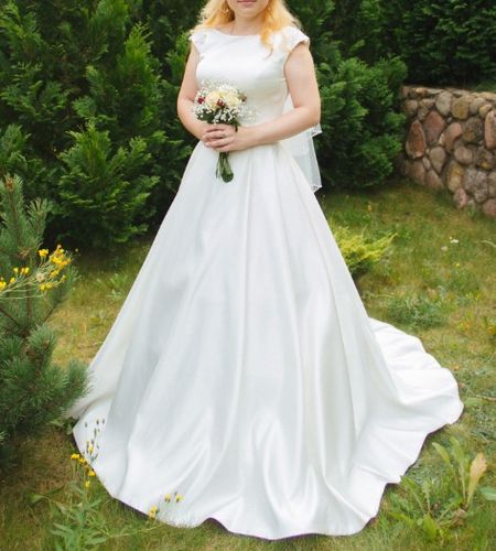 Свадебное платье 46-48 размера. 