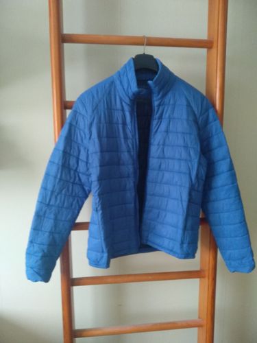 Продам мужскую куртку на рост 176-182