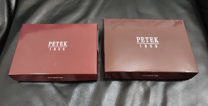 Две коробки Petek