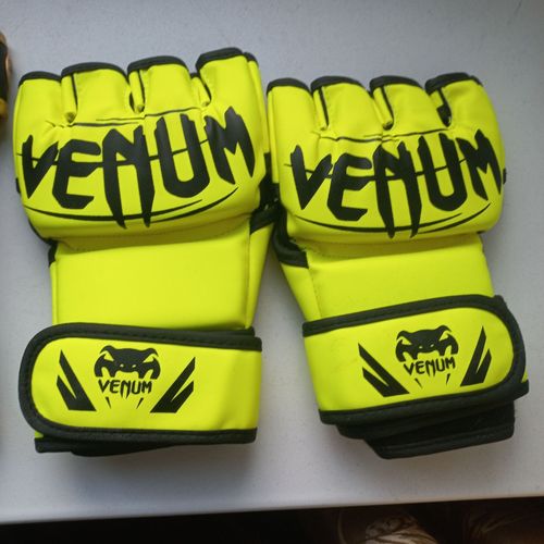 Перчатки Venum мма 