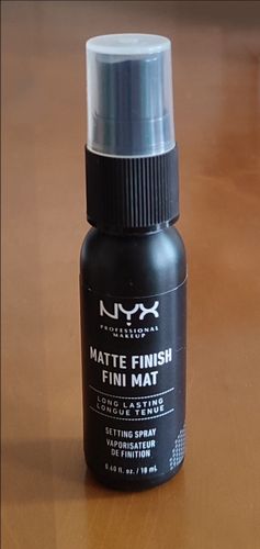 Фиксатор макияжа NYX matte finish fini mat 18ml 