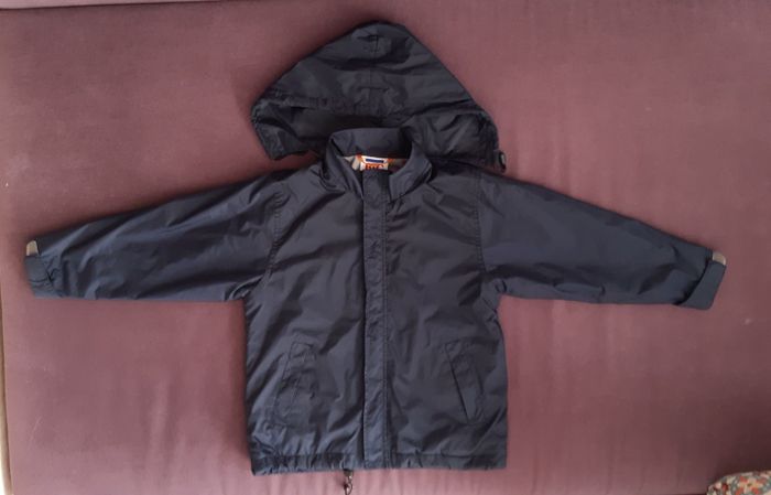 Куртка ветровка 110-116 подкладка флис