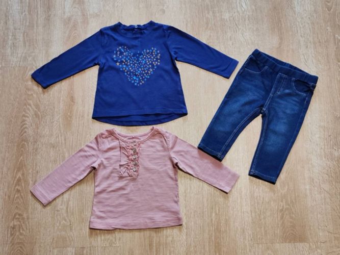 Комплект одежды для девочки 6 -9 месяцев 