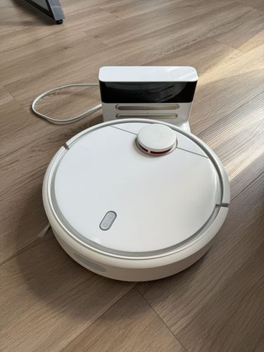 Робот пылесос Xiaomi Mi Vacuum cleaner 