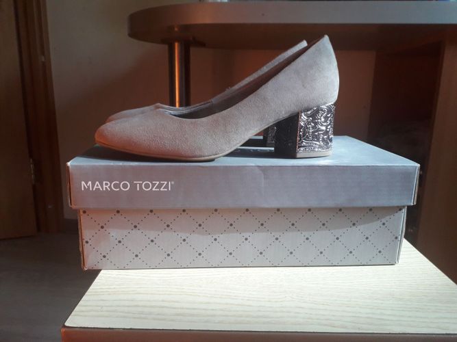 Туфли новые marco tozzi размер 37