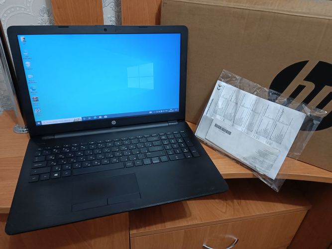 Ноутбук HP с полным комплектом. SSD диск