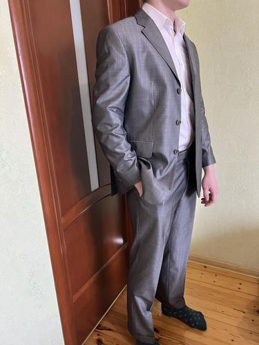 Лот 4 -  Мужской брендовый костюм (штаны+ пиджак) 