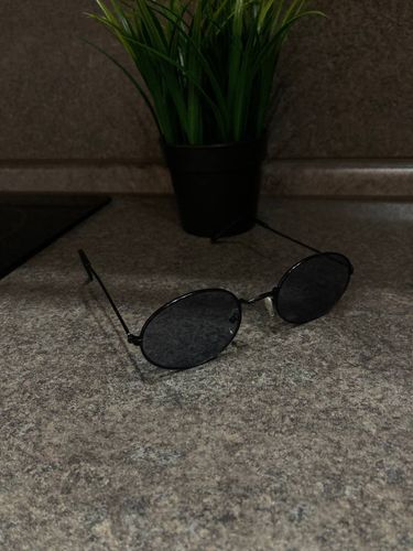 Солнцезащитные очки(3 пары в объявлении)