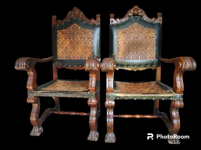 2 антикварных трон -креслa, господских кресел .