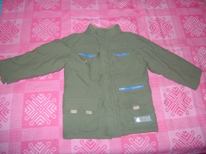 Куртка для мальчиков 110-116 в идеальном состоянии