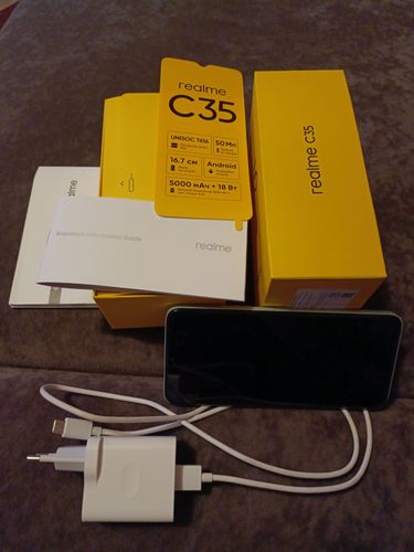 смартфон Realme C35