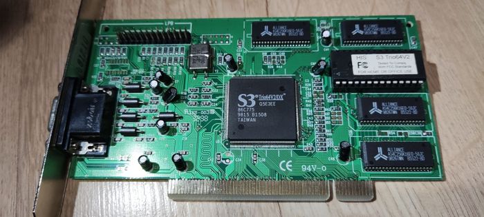 Видеокарта PCI S3 Trio64V2