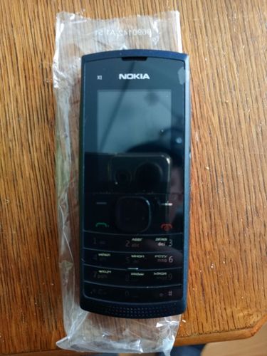 Телефон Nokia X1-01 ориг. новый