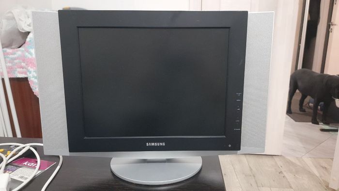Продам жидкокристаллический телевизор LCD Samsung
