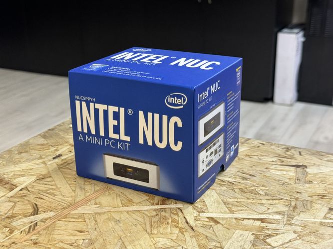 Компактный компьютер Intel NUC5PPYH - Intel x4/8GB/256SSD