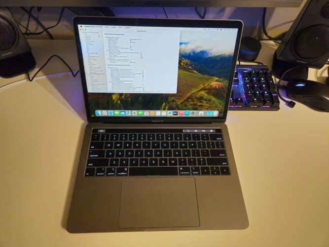 MacBook Pro 13'' (2018г.), 512гб, с тачбаром