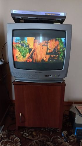Телевизор 