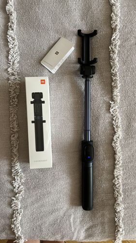 Монопод Xiaomi Mi Selfie Stick Tripod Bluetooth