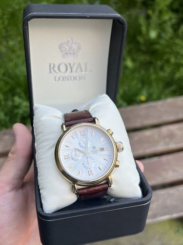 Часы Royal London 