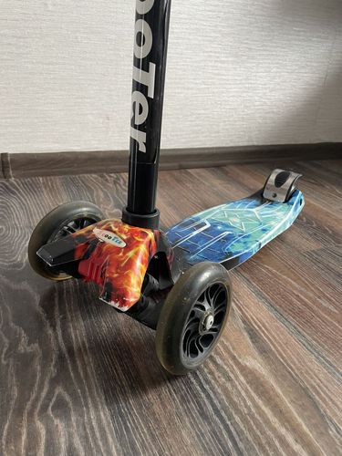 Детский самокат scooter 