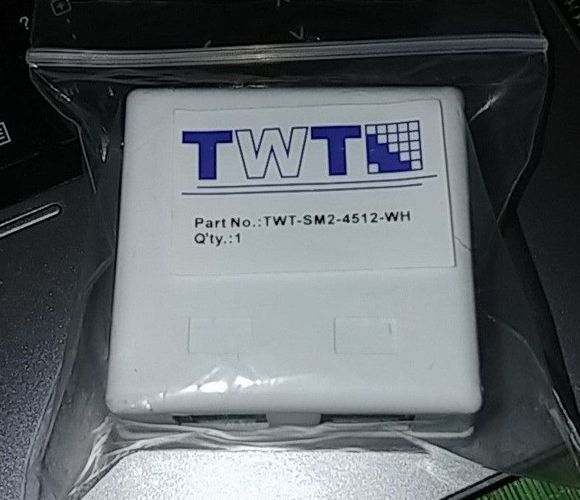 Розетка TWT TWT-SM2-4512-WH