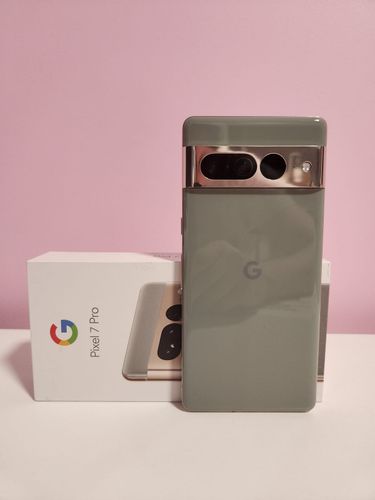 Google Pixel 7 Pro (цвет: фундук)