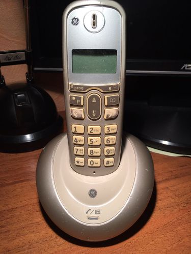 Телефон с базой Thomson, Panasonic