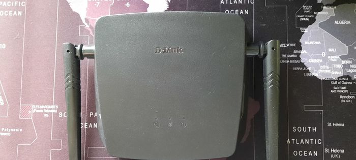 Продам Wi-Fi роутер D-Link DIR-615