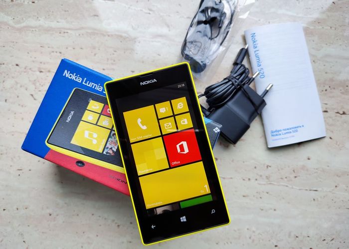 Смартфон Nokia Lumia 520 (состояние нового)