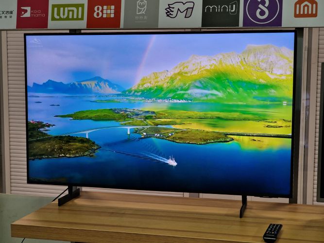 Телевизор Samsung UE50AU8000UXRU (50'' 4K UHD)
