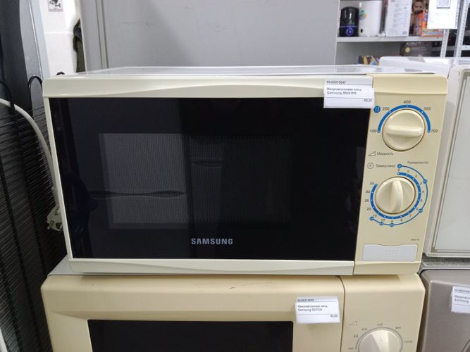 Микроволновая печь Samsung MW61FR