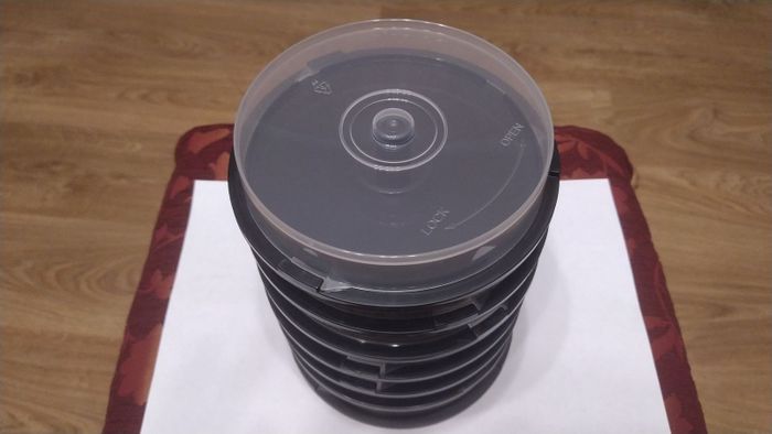 Коробки Тубы для дисков CD, DVD и Blu-ray. Новые.