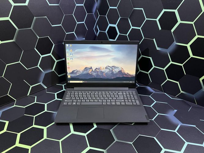 4-х ядерный ноутбук Lenovo V15-ADA (Ryzen 5/8GB/SSD+HDD)
