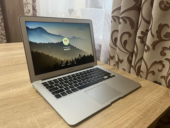 MacBook Air 13 (2017) i7 максималка